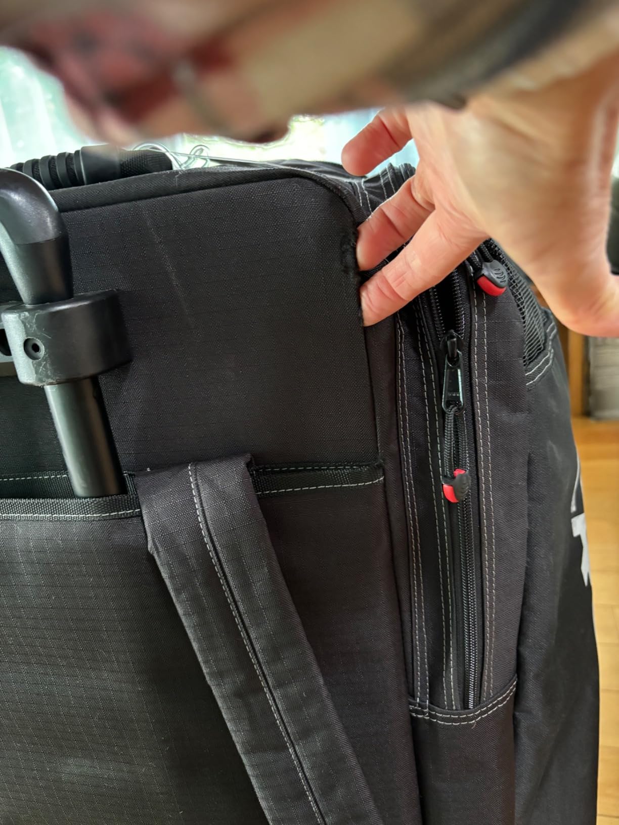 Cressi Strong Capacity Roller Luggage Bag with Backpack Straps - Moby 5 designed in Italy customer photo 2