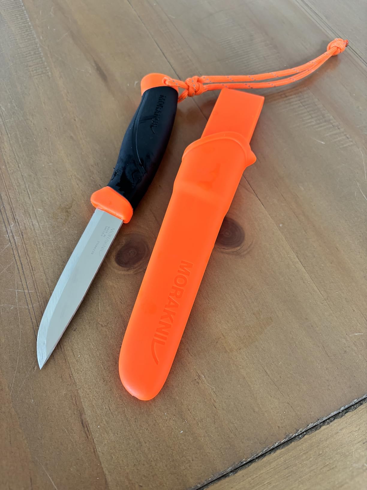 Morakniv Companion Fixed Blade Outdoor Knife with Stainless Steel Blade, 4.1-Inch, Military Green customer photo 2