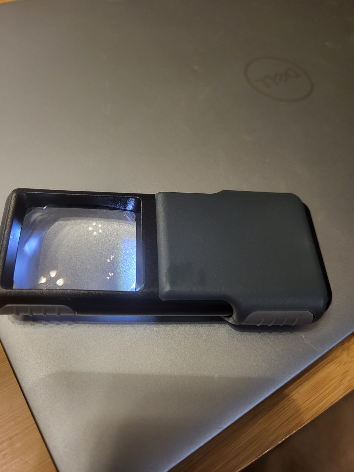 Carson MiniBrite LED Lighted Slide-Out Aspheric Magnifier with Protective Sleeve (PO-55), 5X, Gray | Aspheric Lens Handheld Magnifier with Built-In Sliding Protective Case (PO-55) customer photo 2