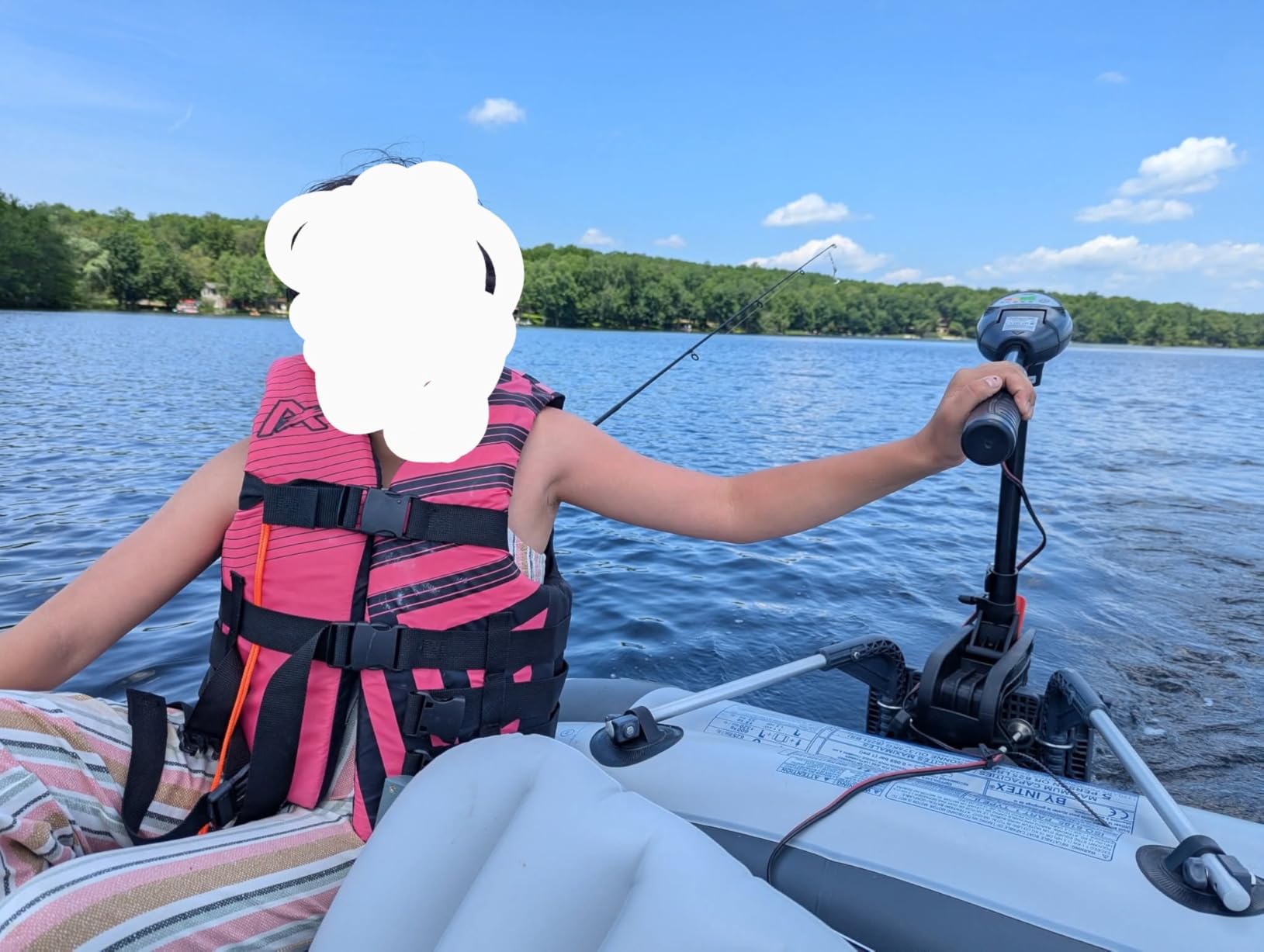 INTEX Transom Electric Trolling Motor for Inflatable Boat, 40lb Thrust | 68631E - Includes 12V Battery Cables & Adjustable Mounting Bracket, Transom Mount Assembly & Deep Cycle Battery Not Included customer photo 1