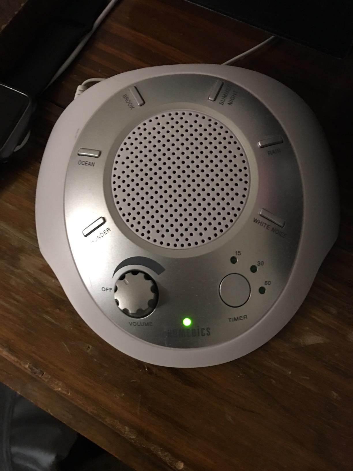 Homedics SoundSleep White Noise Sound Machine, Silver customer photo 2