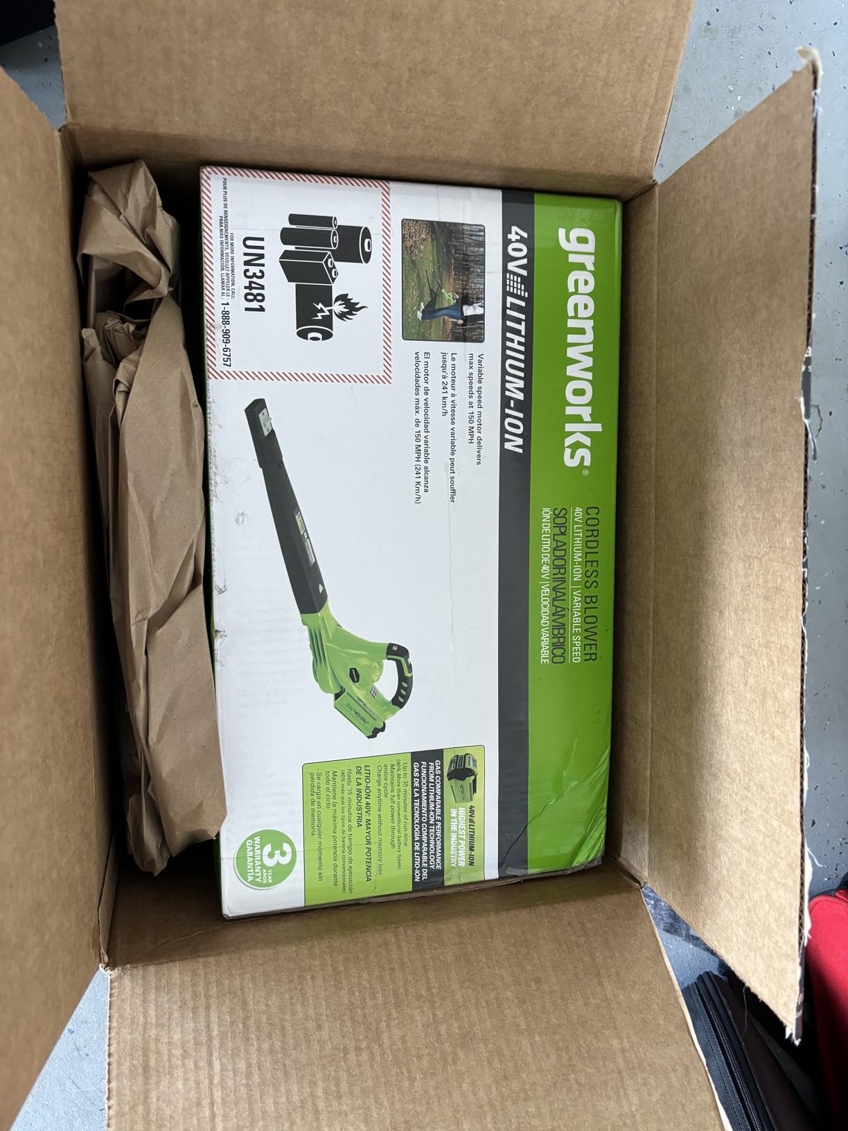 Greenworks 40V Cordless Leaf Blower, 135 CFM, 2.0 Ah Battery and Charger customer photo 1
