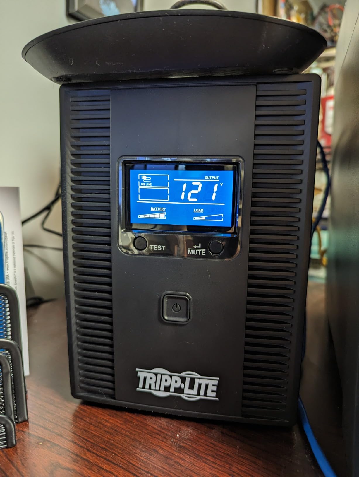 Eaton Tripp Lite OMNI1500LCDT 1500VA UPS 810W 10 Outlets 650 Joules AVR LCD customer photo 2