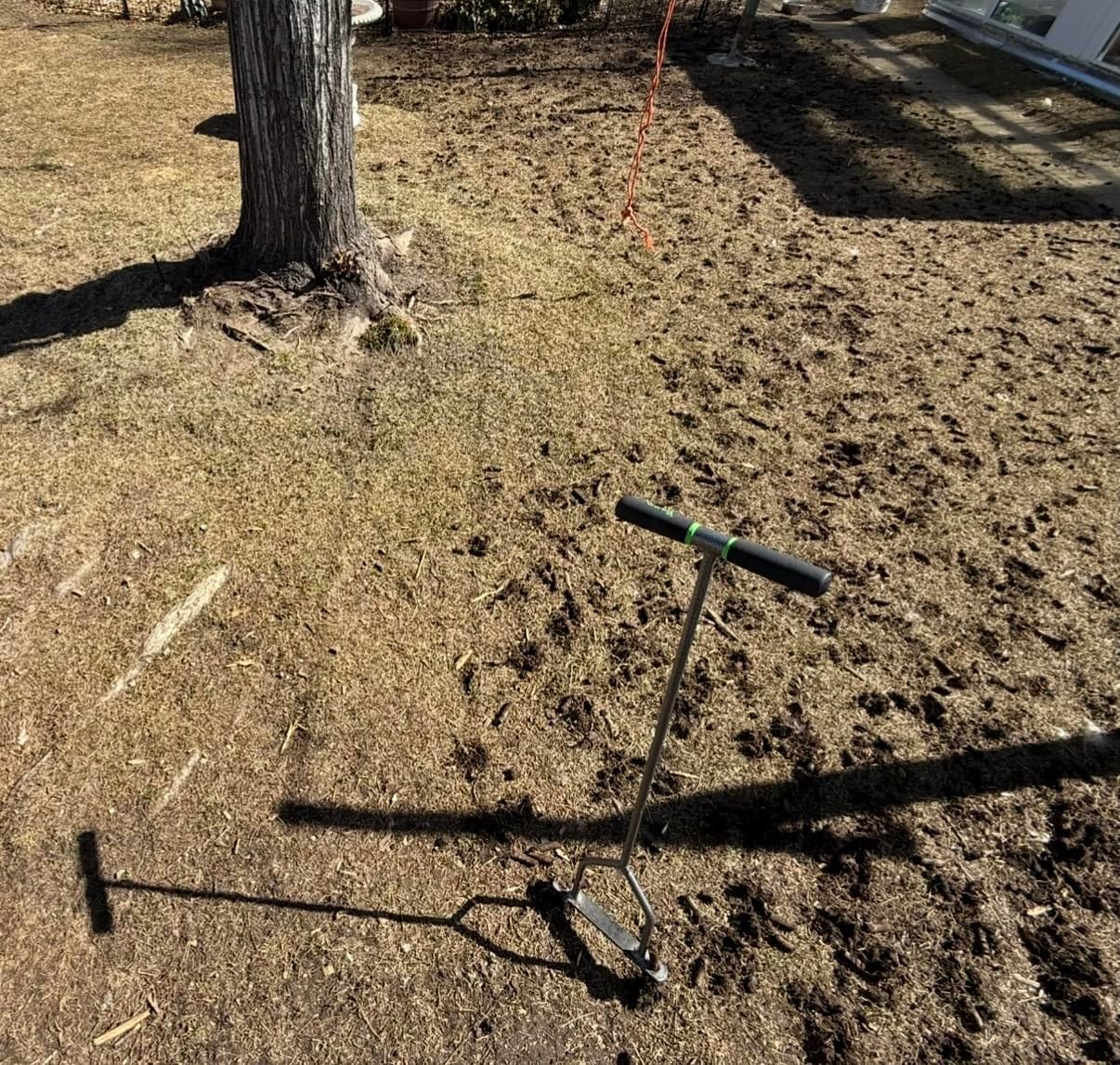 Yard Butler Manual Lawn Coring Aerator, ID-6C - Lawn Care Tool for Aerating - Long-Handled - Power-Coated Steel Construction - Comfortable Cushioned Handles Garden Tool - Easy to Use customer photo 2
