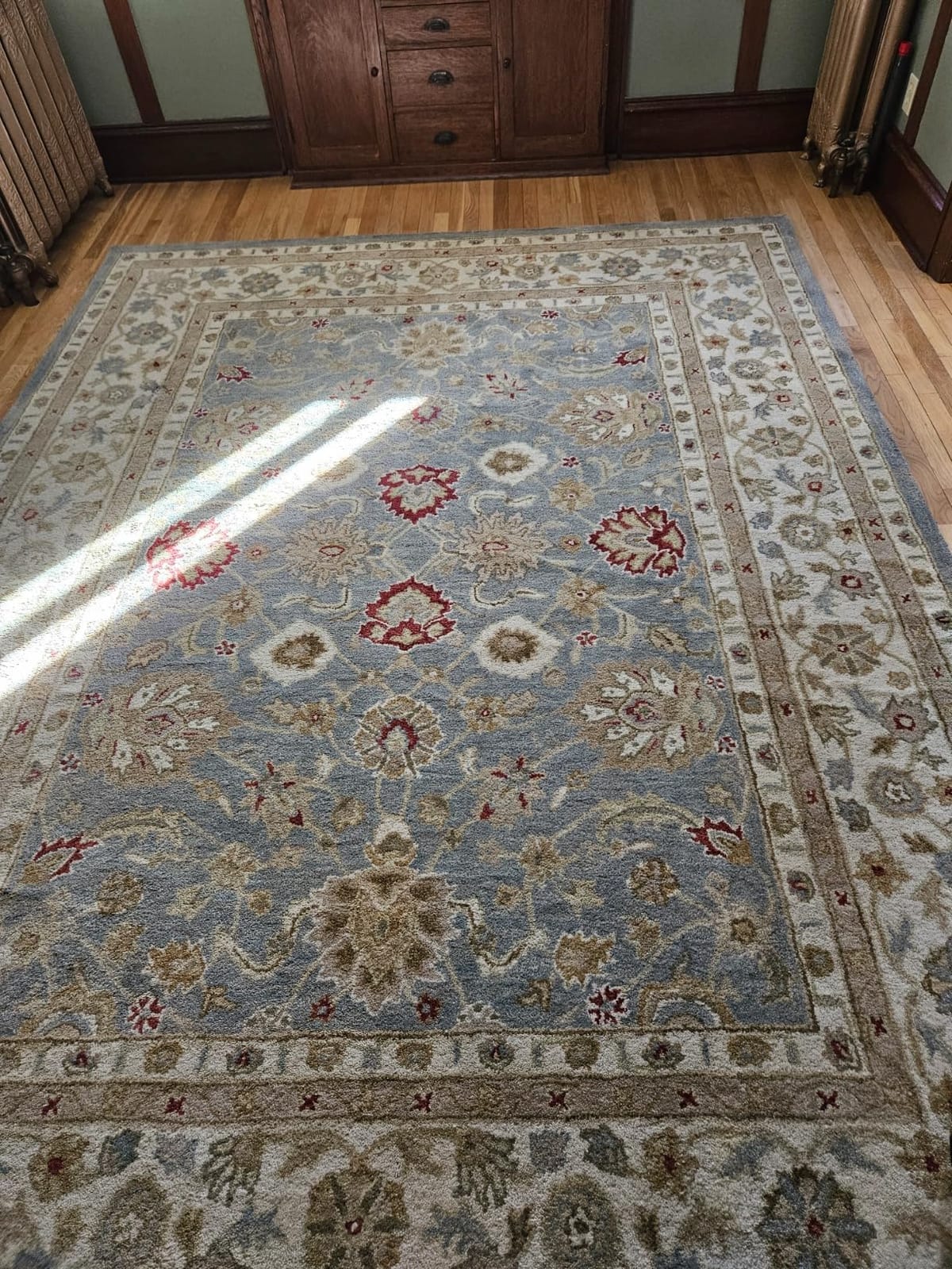 SAFAVIEH Antiquity Collection 6' x 9' Grey Blue / Beige AT822A Handmade Traditional Oriental Premium Wool Area Rug customer photo 1