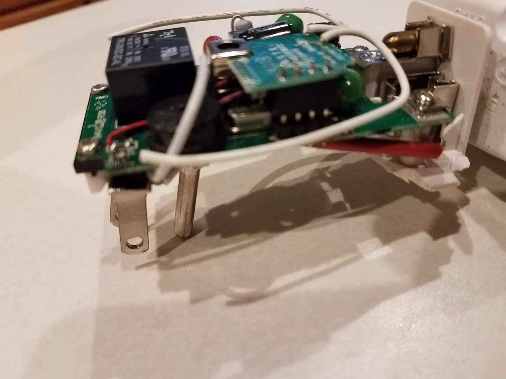 Insteon Smart On/Off Plug-in Module, 1800W Indoor Smart Outlet - 2635-222 customer photo 2