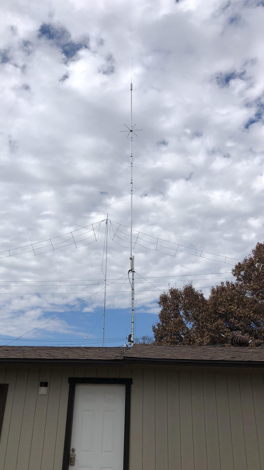Hustler HF MultiBand Vertical Amateur Ham Radio Base Antenna 5BTV customer photo 1