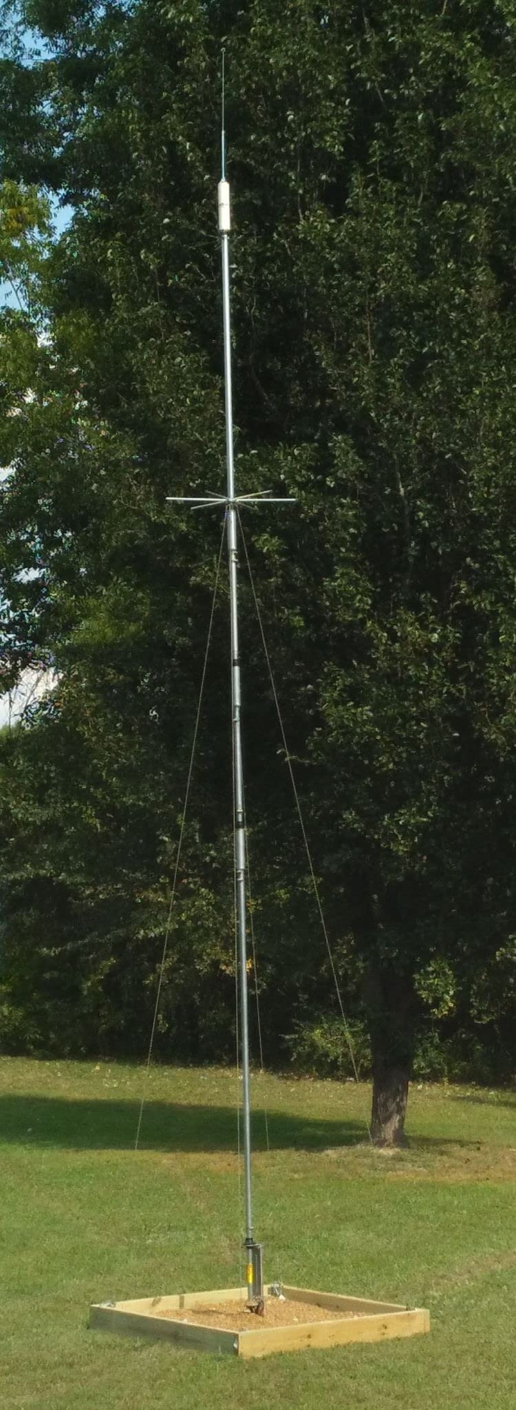 Hustler HF MultiBand Vertical Amateur Ham Radio Base Antenna 5BTV customer photo 2