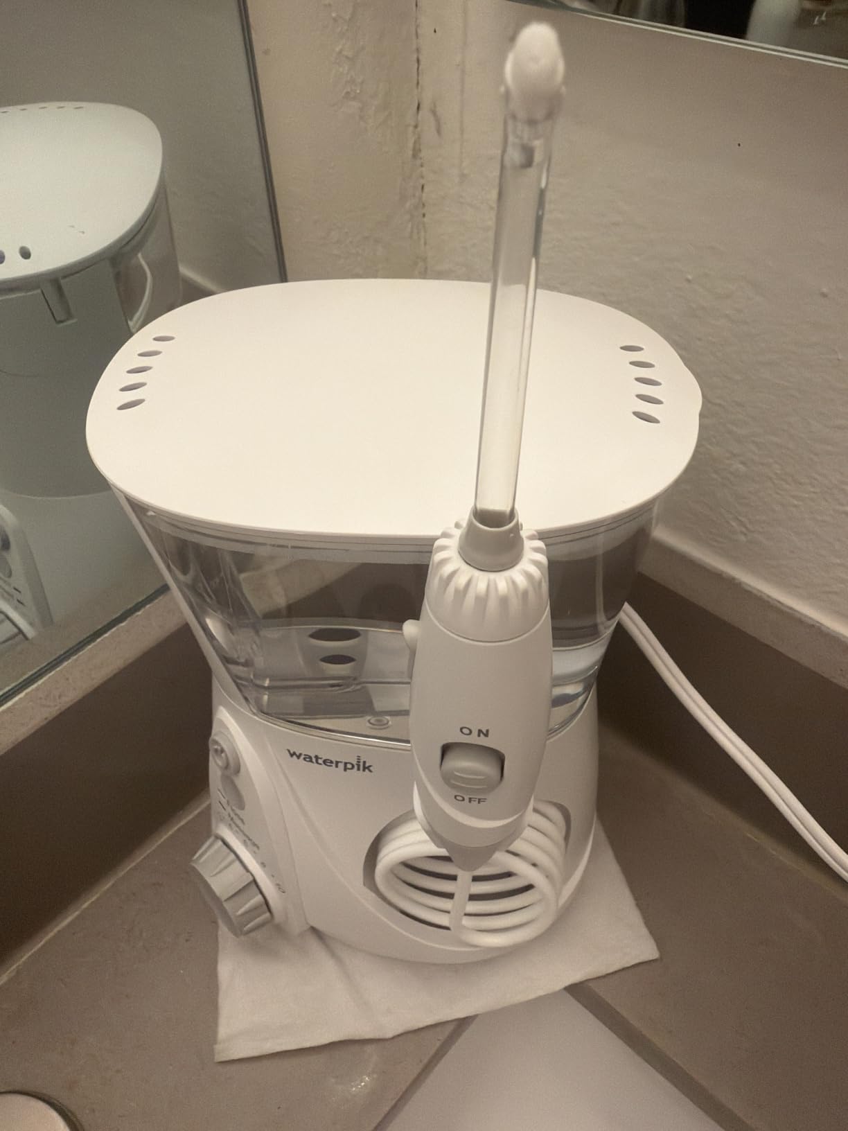 Waterpik Aquarius Countertop Water Flosser with 10 Settings, 7 Tips, White | For Daily Home Gum Health, Dental Braces, Implants, Teeth Cleaning, Multiple Users, ADA Accepted WP-660 Packaging May Vary customer photo 2