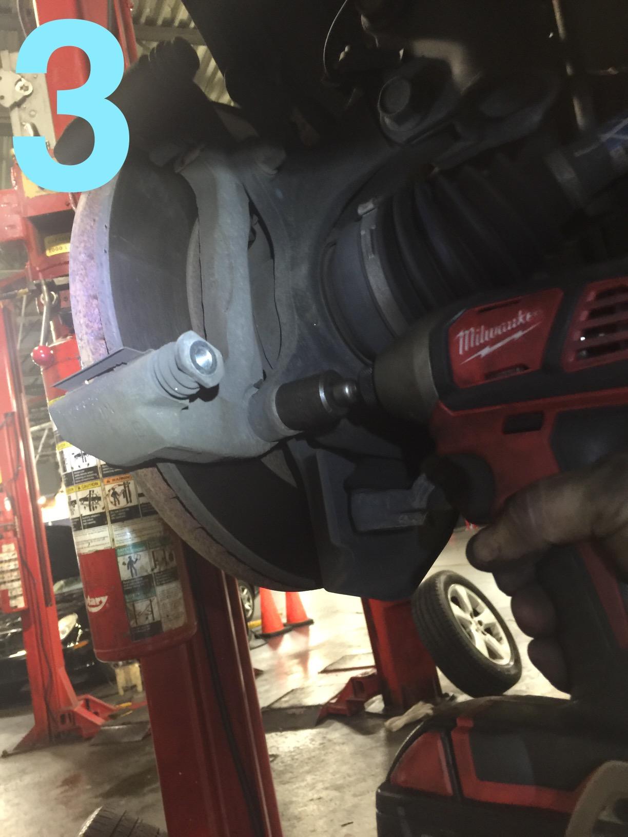Milwaukee 2656-20 M18 18V 1/4 Inch Lithium Ion Hex Impact Driver with 1,500 Inch Pounds of Torque and LED Lighting Array (Battery Not Included, Power Tool Only) customer photo 2
