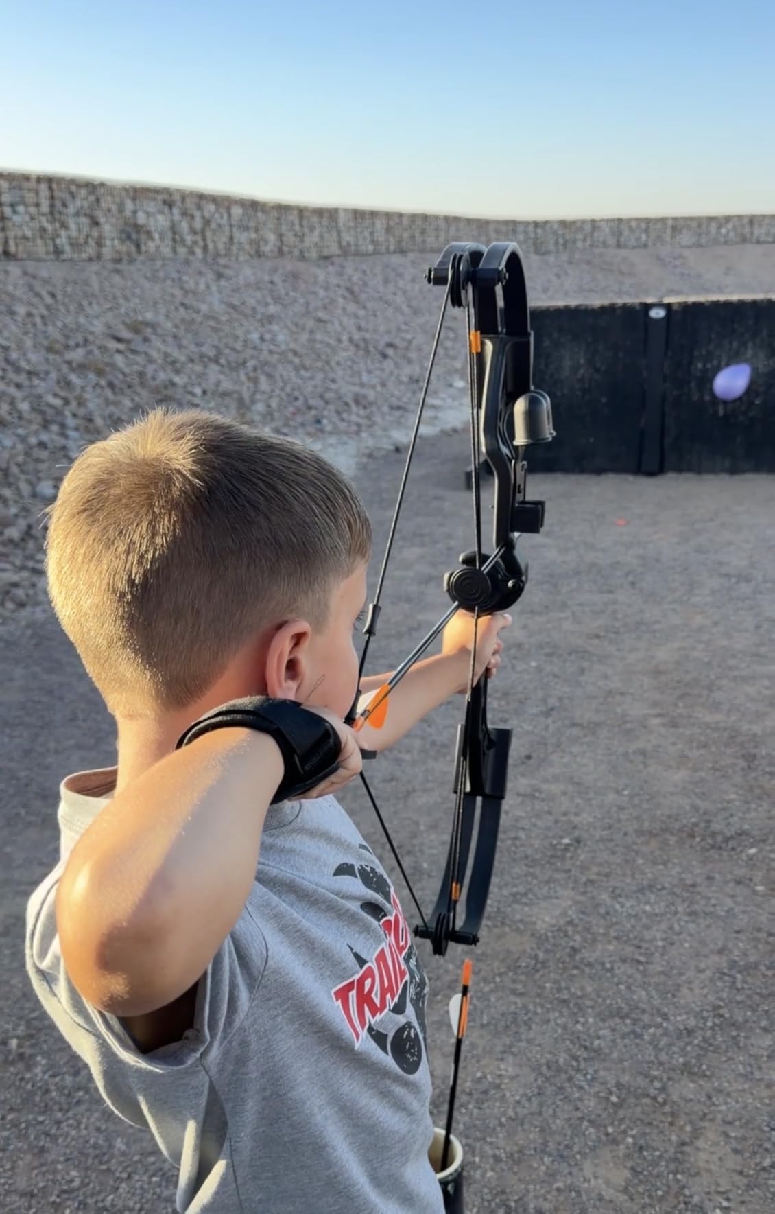 Bear Archery Brave Compound Youth Bow Set, Right Handed, Ages 8-12, Draw Weight up to 25lb, Draw Length up to 19.5