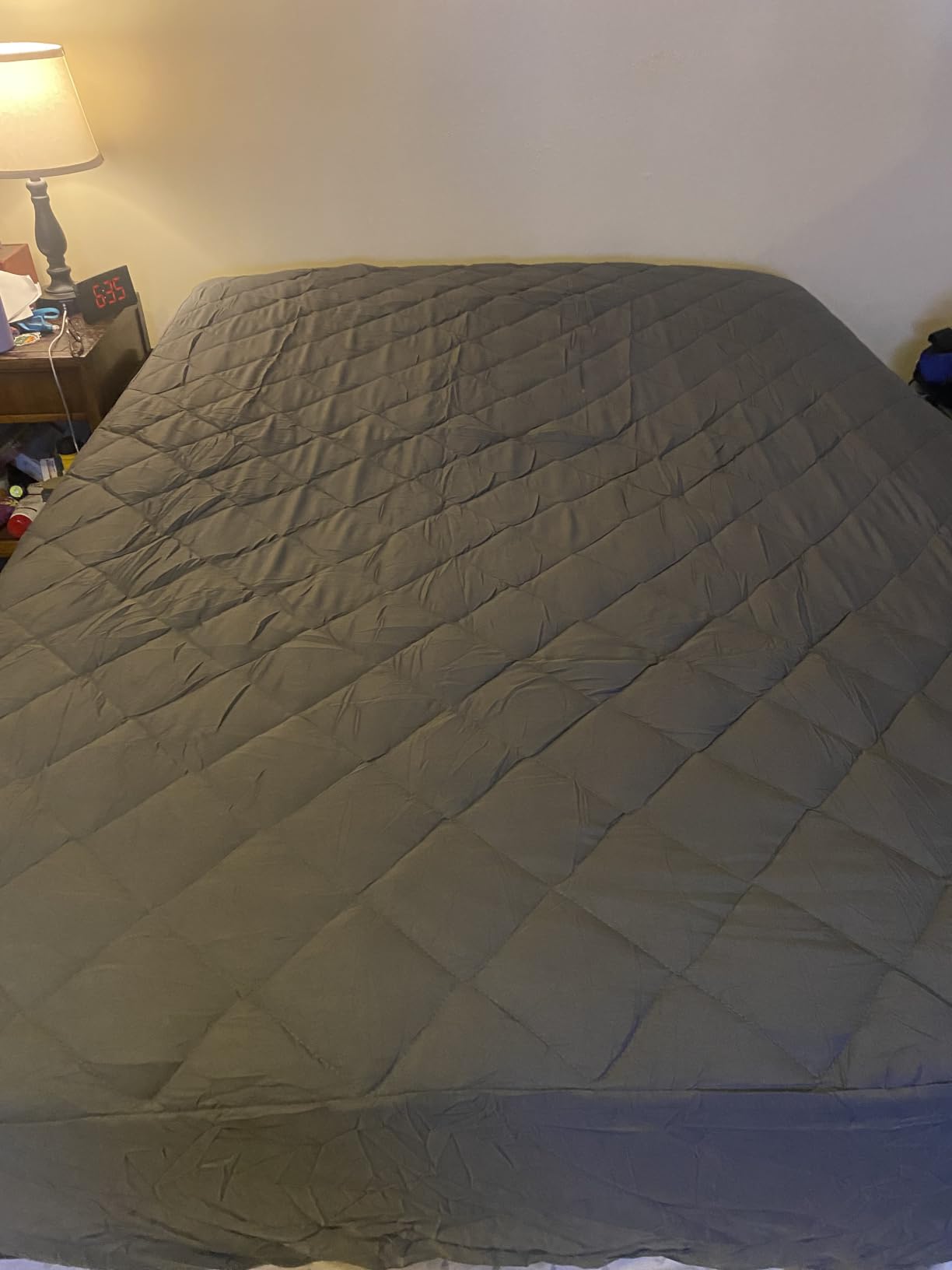 Quilted Fitted Mattress Pad, Queen Mattress Protector Topper with Deep Pocket Stretches up to 16 Inches, Machine Washable Mattress Cover by Utopia Bedding (White) customer photo 1