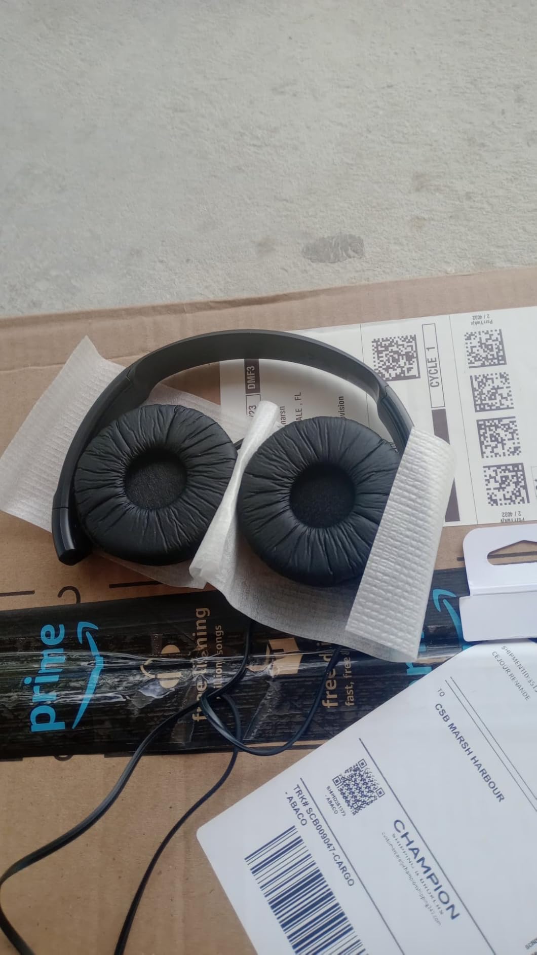 Sony ZX Series Wired On-Ear Headphones, White MDR-ZX110 customer photo 2