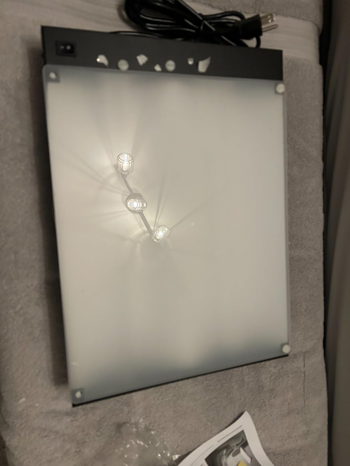 Northern Light Technologies Boxelite - 10000 Lux Light Therapy Lamp - Full Spectrum Lightbox Therapy Light for Natural Mood and Energy Enhancement, Sunlight Desk Lamp customer photo 1