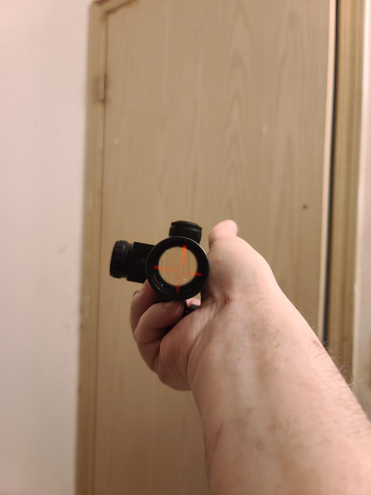 CVLIFE 2.5-10x40e Red & Green Illuminated Scope with 20mm Mount customer photo 1