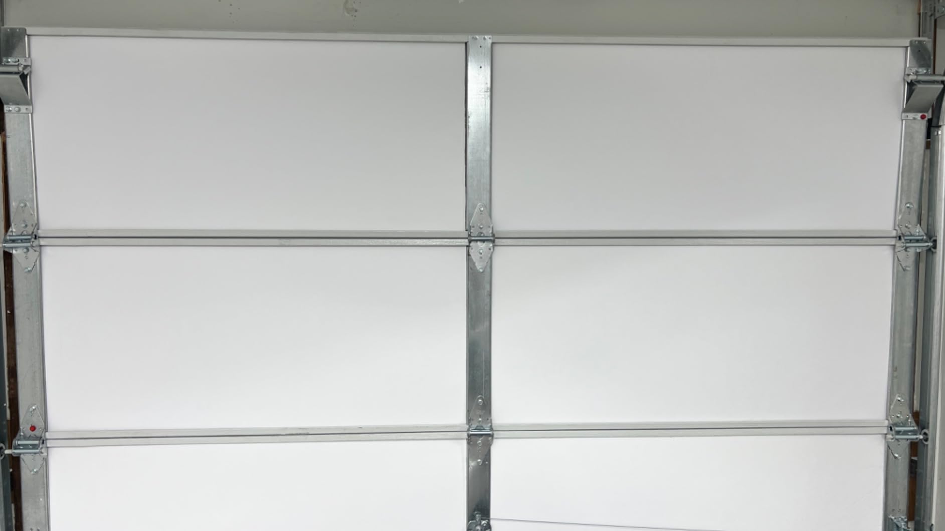 Matador EP1323054_02 SGDIK002 Garage Door Insulation Kit, X-Large, White customer photo 1