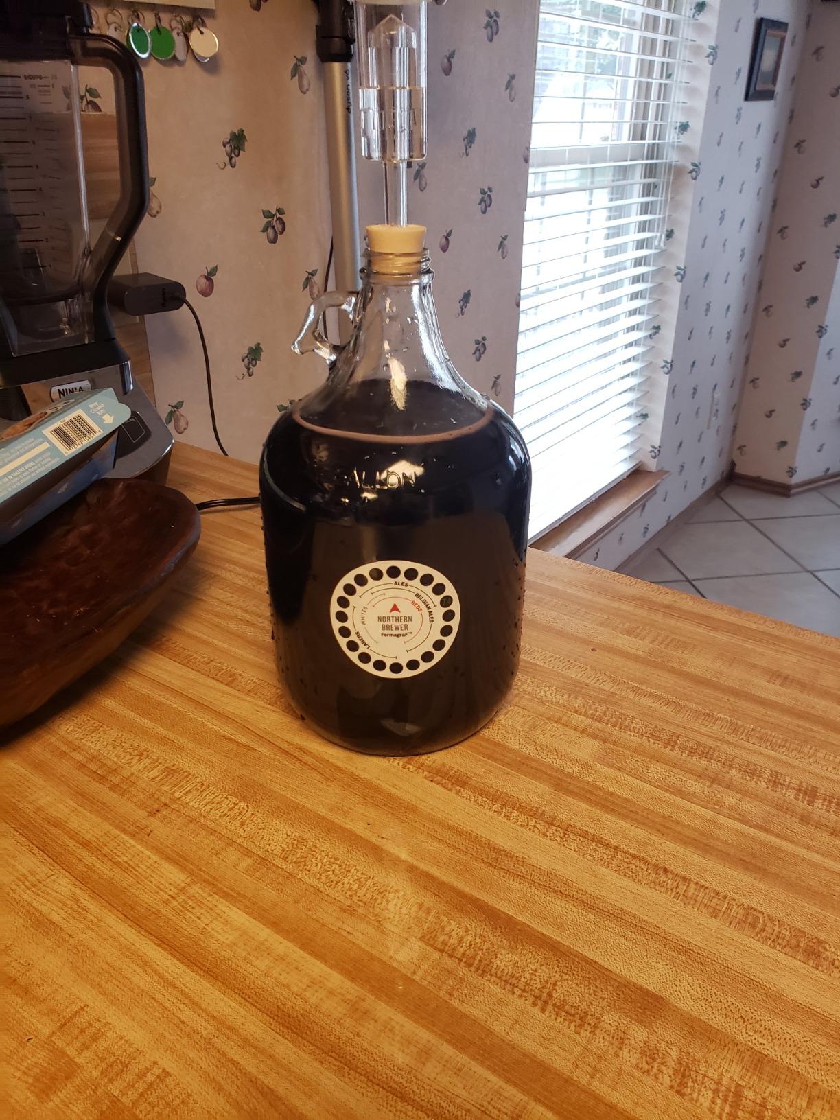 Master Vintner Cabernet Sauvignon Homebrewing Wine Recipe Kit, 1 Gal customer photo 1
