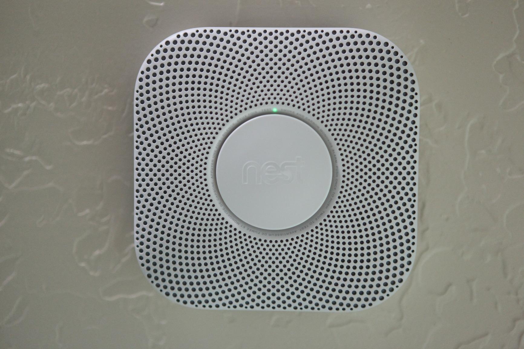 Google Nest Protect - Smoke Alarm - Smoke Detector and Carbon Monoxide Detector - Wired, White customer photo 2