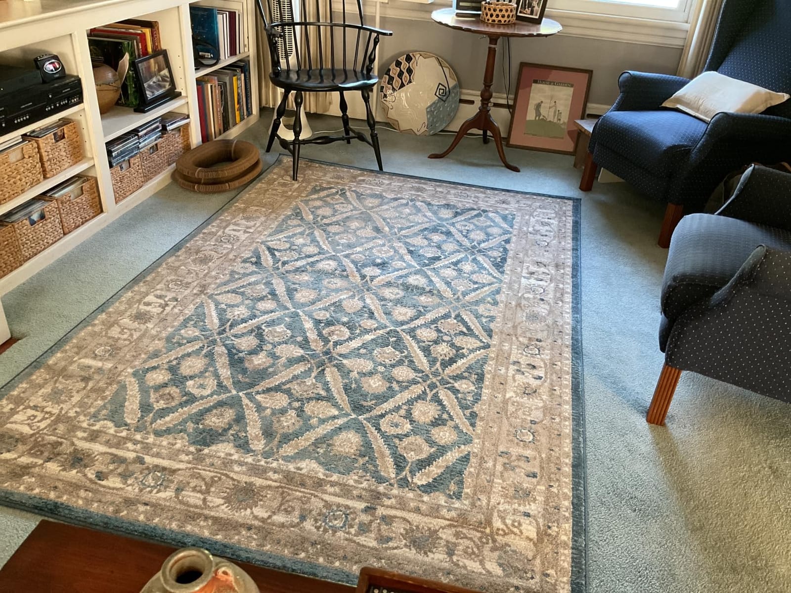 SAFAVIEH Sofia Collection Area Rug - 6'7