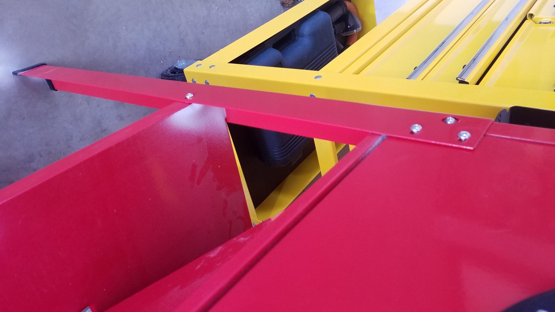 Central Pneumatic 40 Lb. Capacity Floor Blast Cabinet by Central Pneumatic customer photo 1
