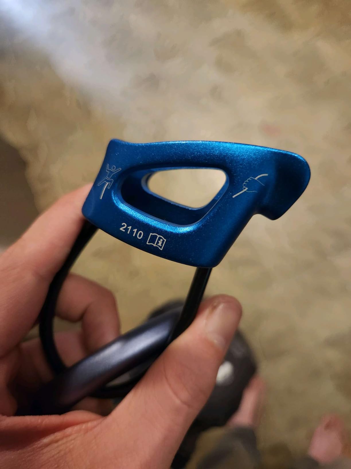 BLACK DIAMOND ATC Belay Rappel Device, Aluminum Rock Climbing, Canyoneering customer photo 1