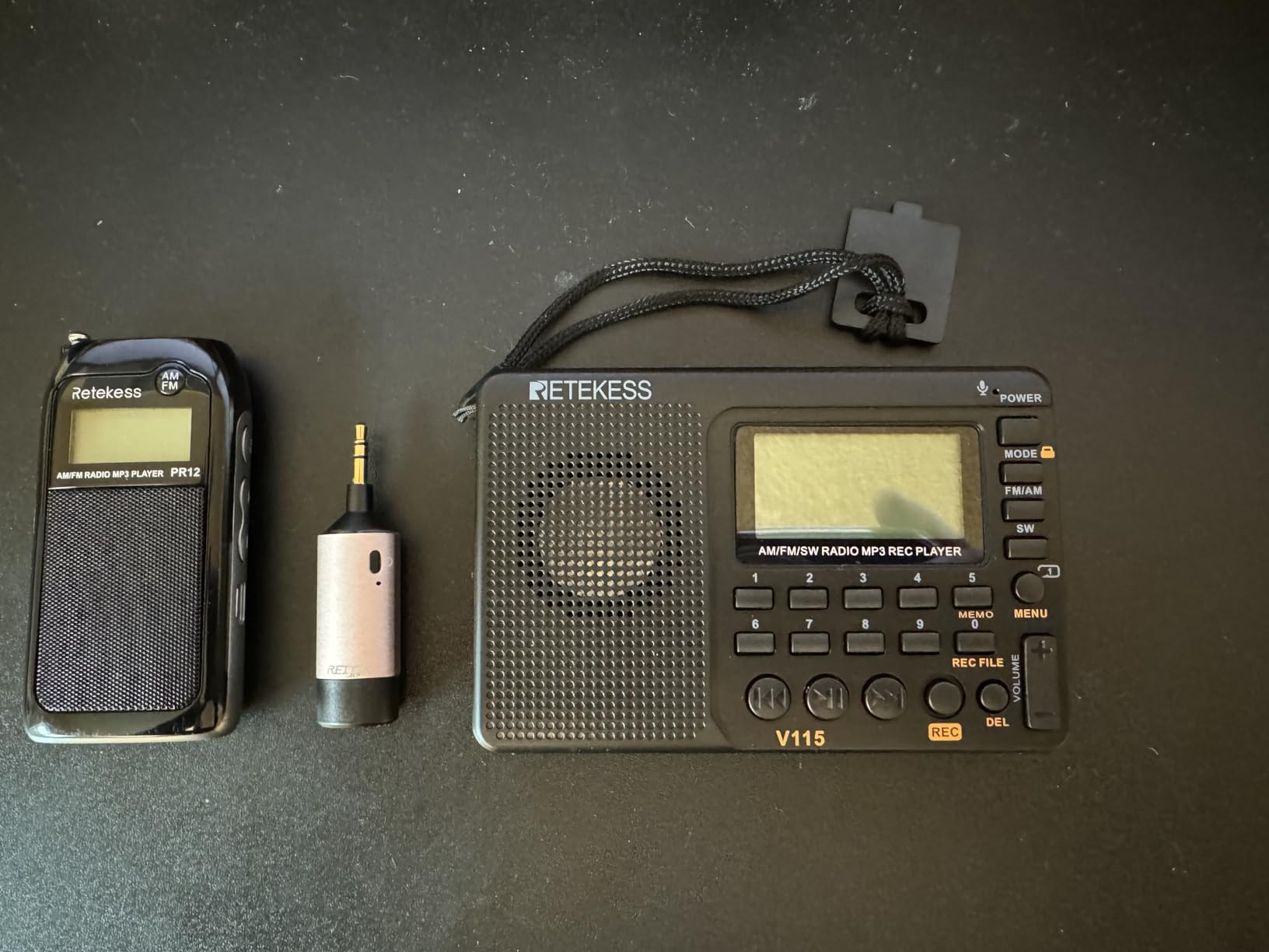 Retekess V115 Shortwave Radio, Digital Radio AM FM | for Camping, Shortwave Receiver,1000mAh Rechargeable Battery, Presets, TF/AUX Playback, Recording, Bass Speaker customer photo 2