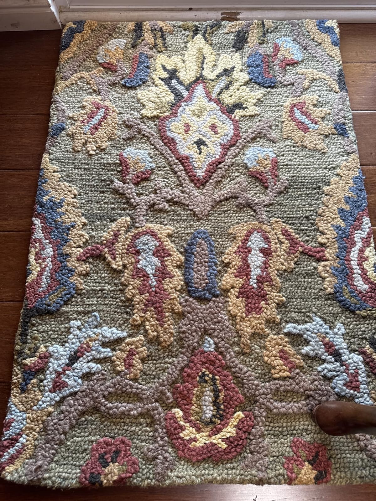 SAFAVIEH Area Rug 8x10 - Blossom Collection - Large - Green & Multi, Handmade Wool, Ideal for Living Room, Bedroom, Office, Dining Space (BLM402B) customer photo 2