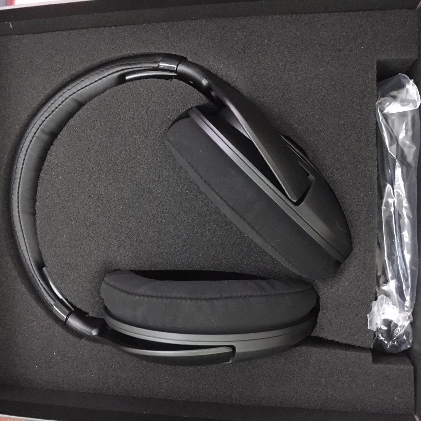 Sennheiser HD 598 Cs Closed Back Headphone customer photo 2