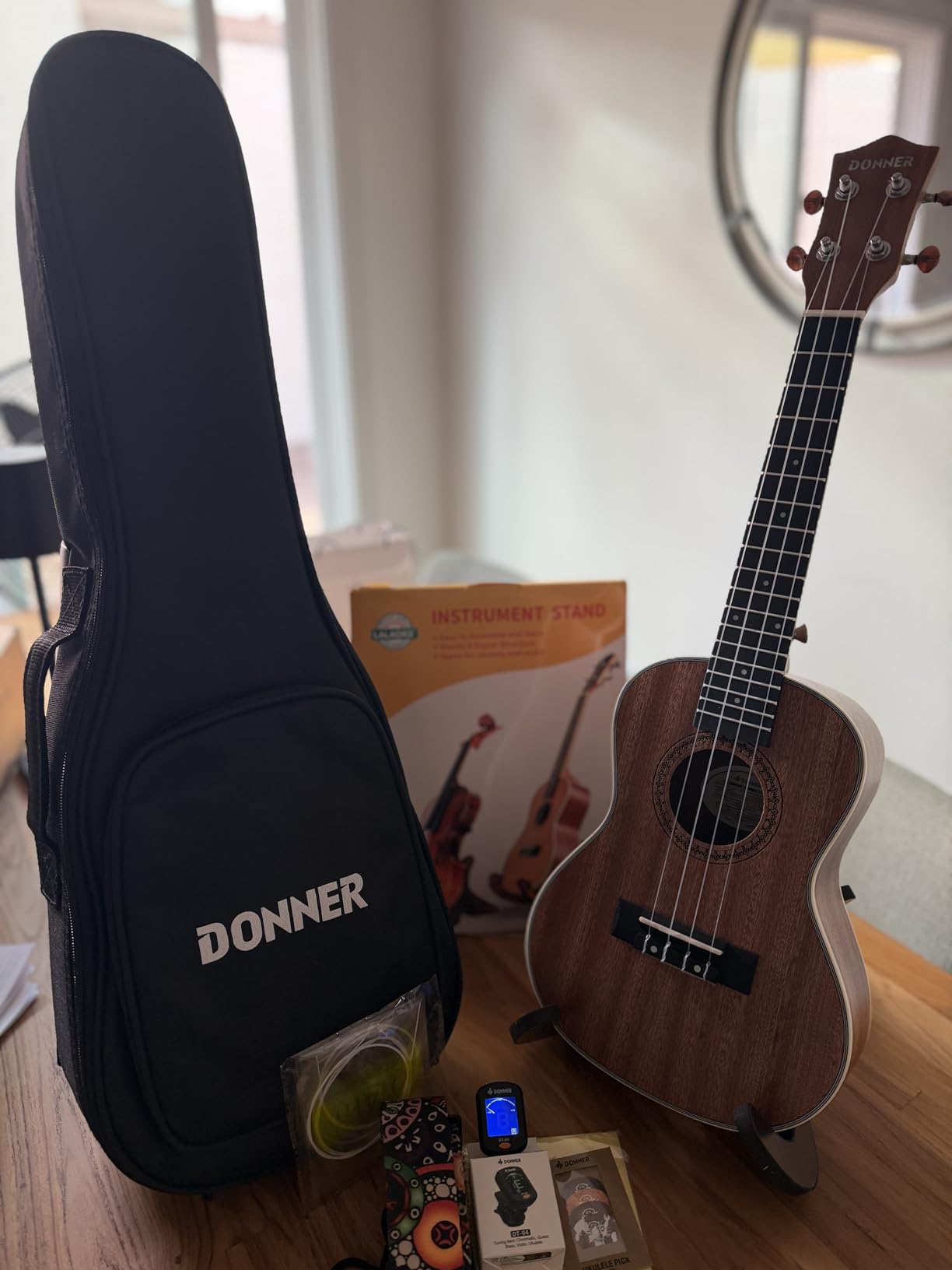 Donner Concert Ukulele Beginner Mahogany 23 Inch Ukelele Kit with Free Online Lesson Gig Bag Strap Nylon String Tuner Picks Cloth DUC-1 Gift Choice customer photo 2