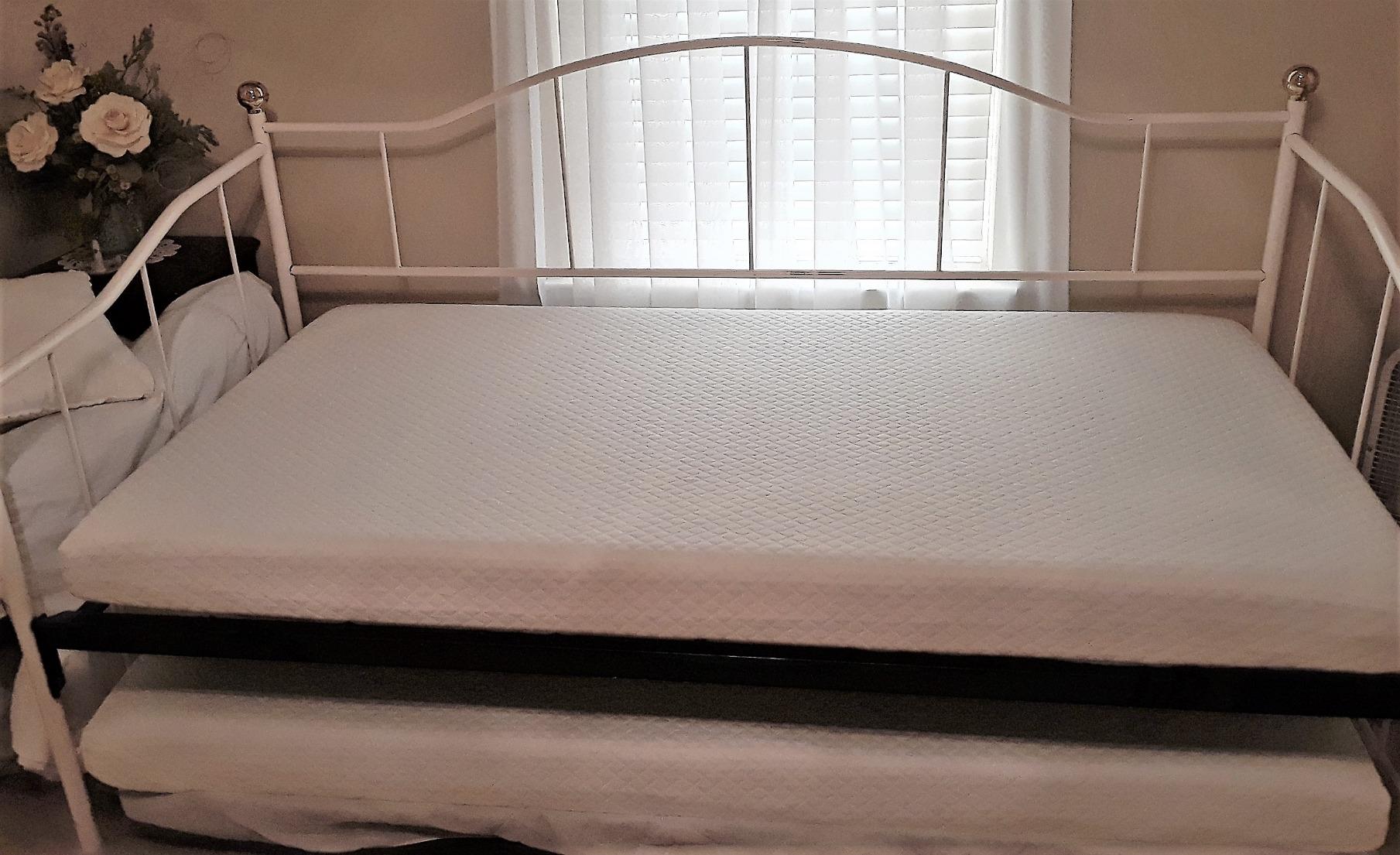 Linenspa 5 Inch Gel Memory Foam Mattress - Twin customer photo 2