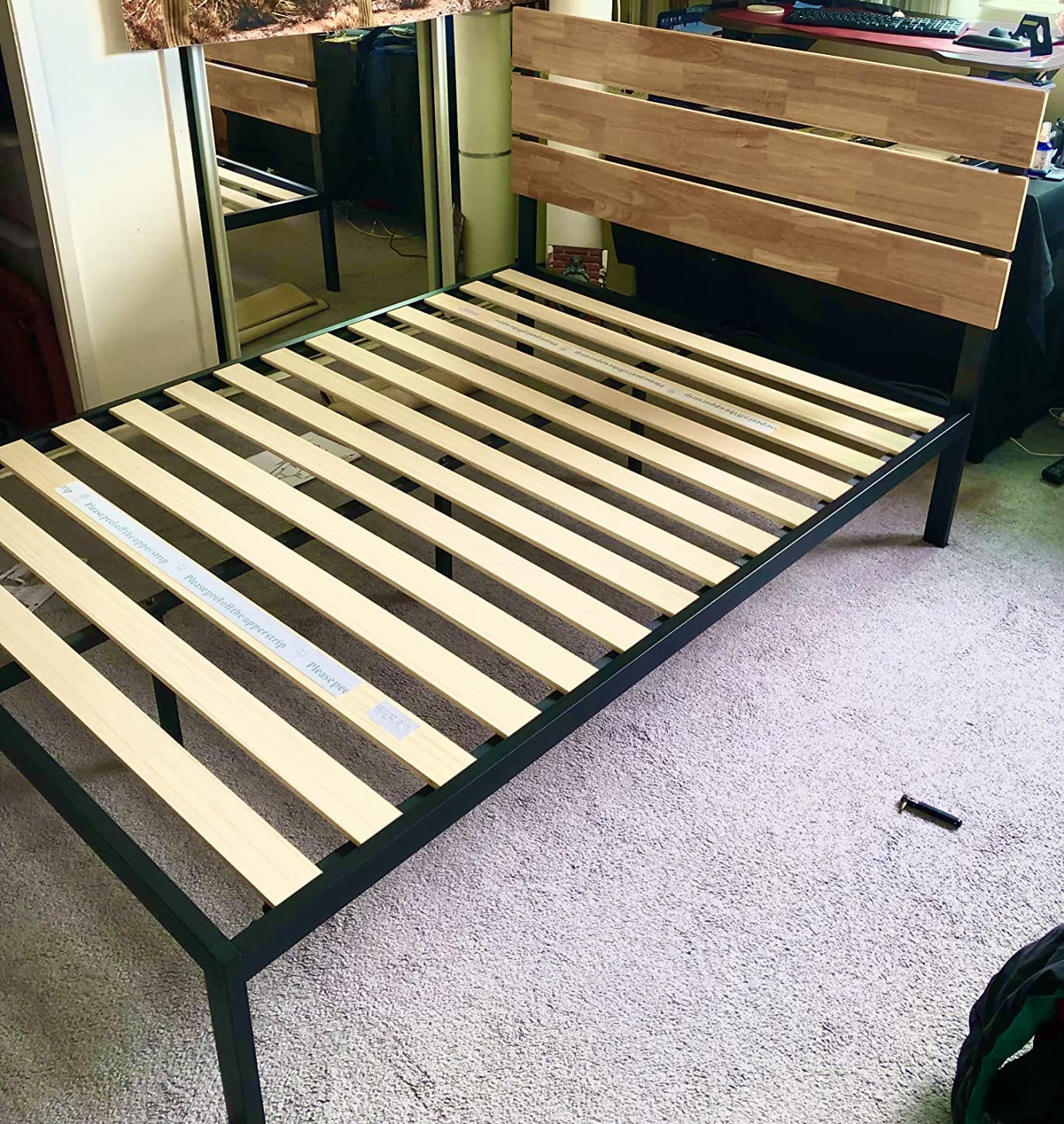 ZINUS Olivia Metal and Wood Platform Bed Frame / No Box Spring Needed / Wood Slat Support / Easy Assembly, Queen customer photo 2