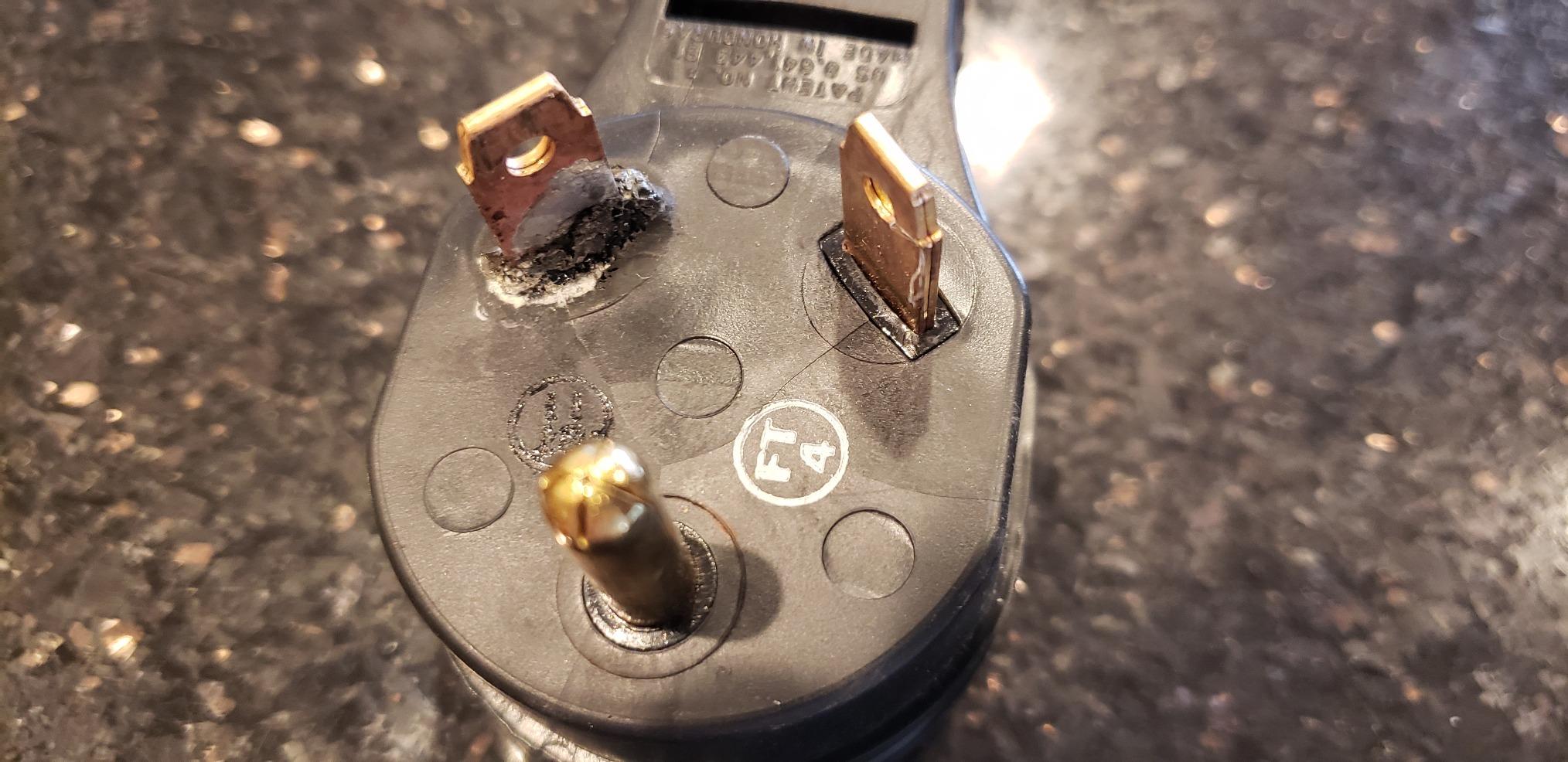 Southwire Surge Guard™ 30 Amp Portable RV Surge Protector with Enhanced Diagnostics, 2100 Joules, 44280 customer photo 1