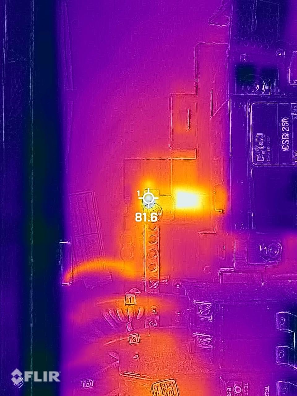 Flir One - Thermal Imaging Camera for iOS Smartphones (iPhone 14 and Older w/Lightning Port), 240x180 Super Resolution (80x60 Native IR) customer photo 1