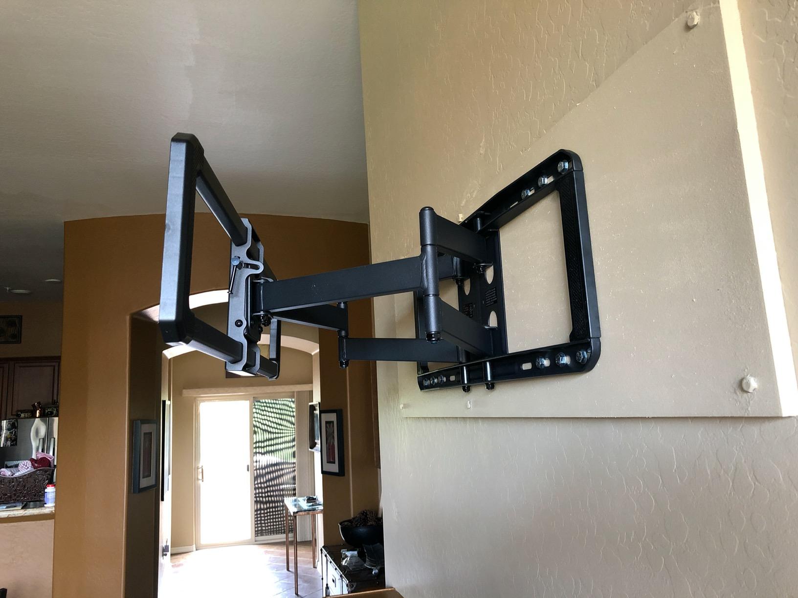 ECHOGEAR MaxMotion TV Wall Mount for 42-90” TVs up to 125lbs- UL Listed customer photo 1