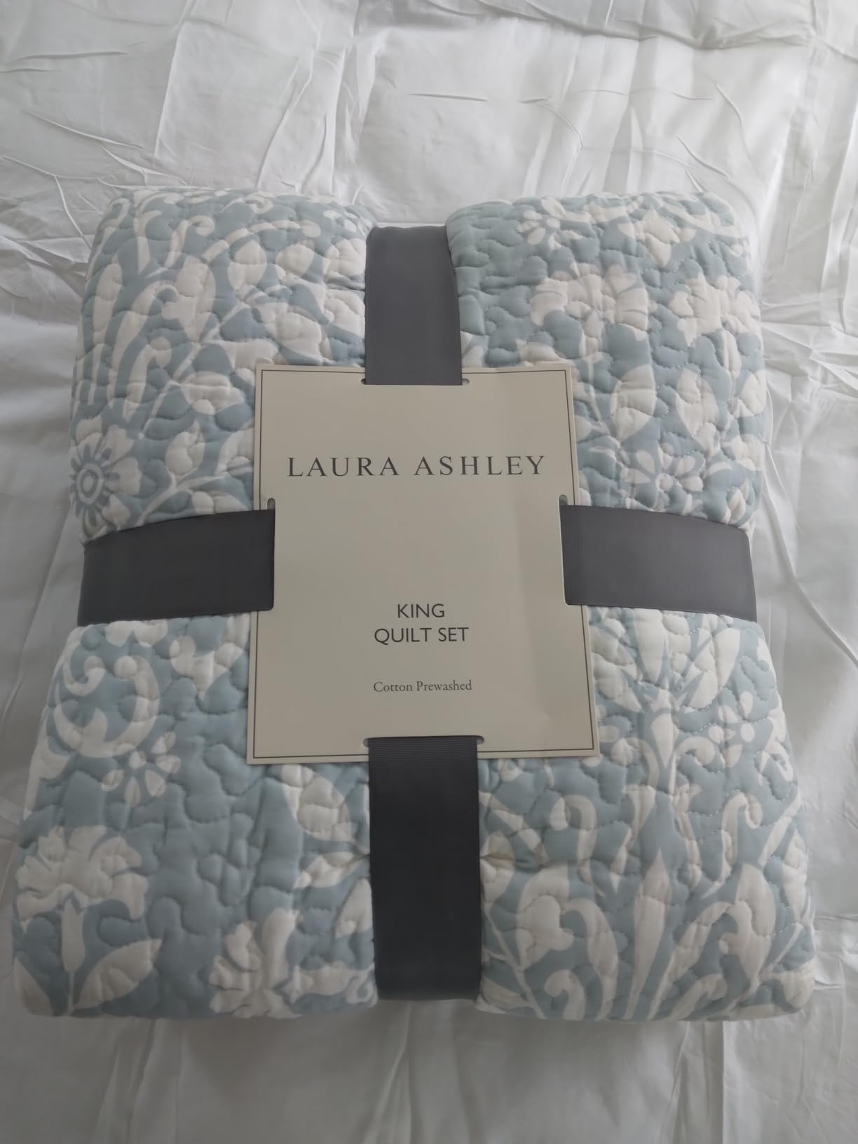 Laura Ashley - King Quilt Set with Shams, Cotton, Reversible | Cotton, Reversible Design, King Size, 2 Matching Shams, All Season Comfort customer photo 1