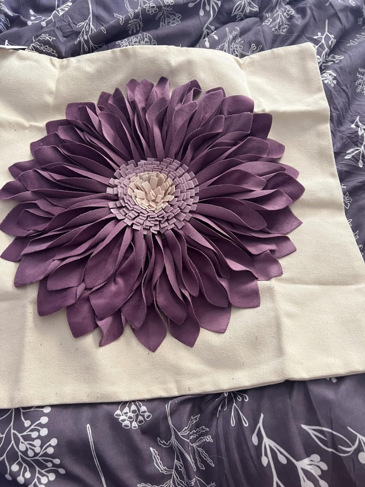 3D Flower Decorative Throw Pillow Covers 18x18 Inch Blue for Couch Floral | Handmade Elegant Aesthetic Sunflower Pattern Pillowcases Couch Living Room Boho Farmhouse Decor Dog Hair Resistant customer photo 2