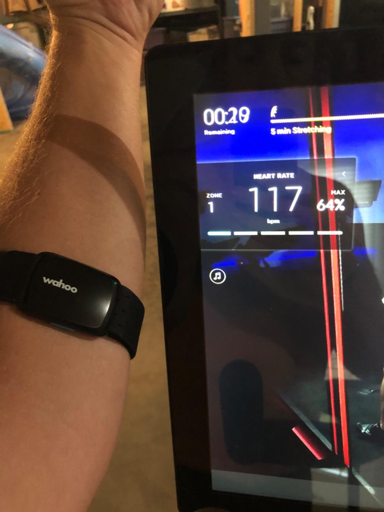 Wahoo TICKR FIT Heart Rate Armband, Bluetooth, ANT+ customer photo 1