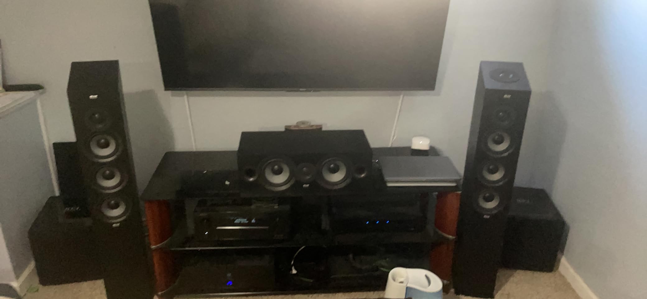 ELAC Debut 2.0 C5.2 Center Channel Speaker, Black - 1” Cloth Dome Tweeter & Dual 5.25” Aramid Fiber Woofers - 2-Way Bass Reflex - Up to 35,000 Hz Response customer photo 1