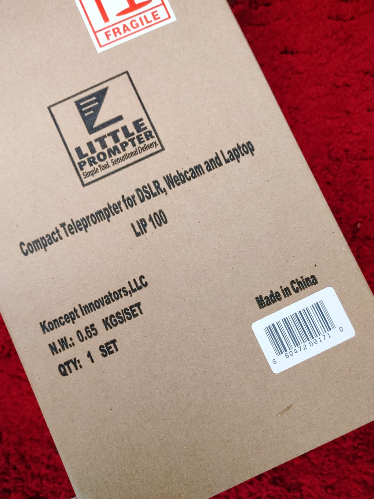 The Original Compact Personal Teleprompter for Video Production. No Studio Required. Perfect for DSLRs, Webcams, and Built-in Laptop Cameras. Use with iOS or Android. customer photo 1