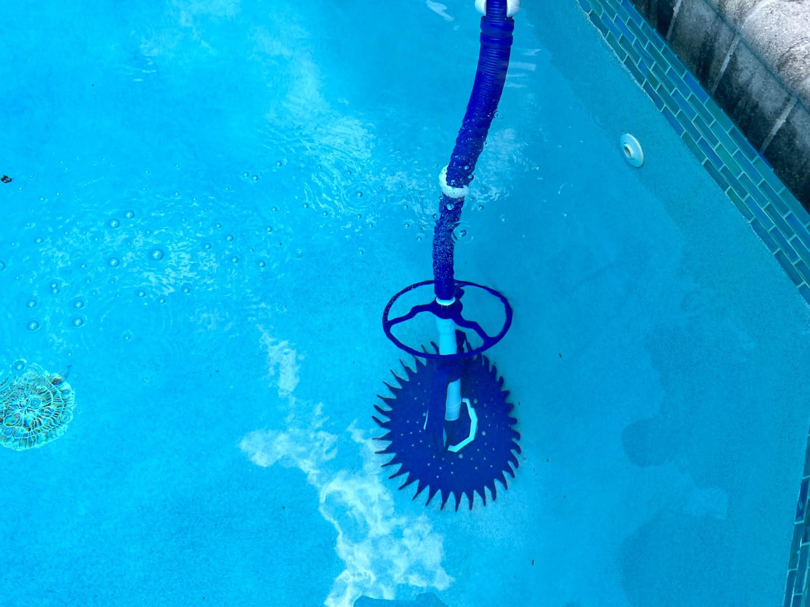 VINGLI Suction Pool Cleaner, Automatic Wall-Climbing Vacuum -Navy Blue customer photo 2