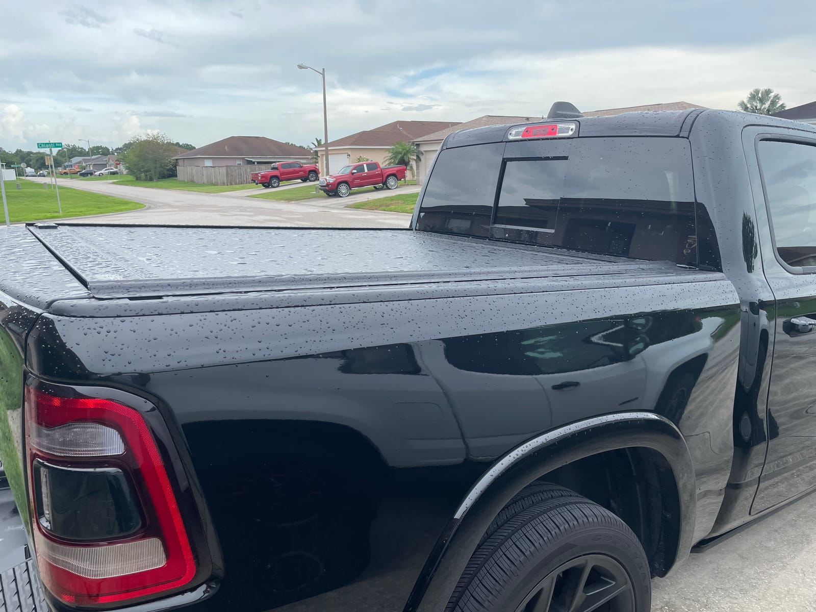 RealTruck Retrax RetraxONE MX Retractable Truck Bed Tonneau Cover | 60243 | Fits 2019 - 2025 Dodge Ram 1500, Does Not Fit w/ Multi-Function (Split) Tailgate 5' 7