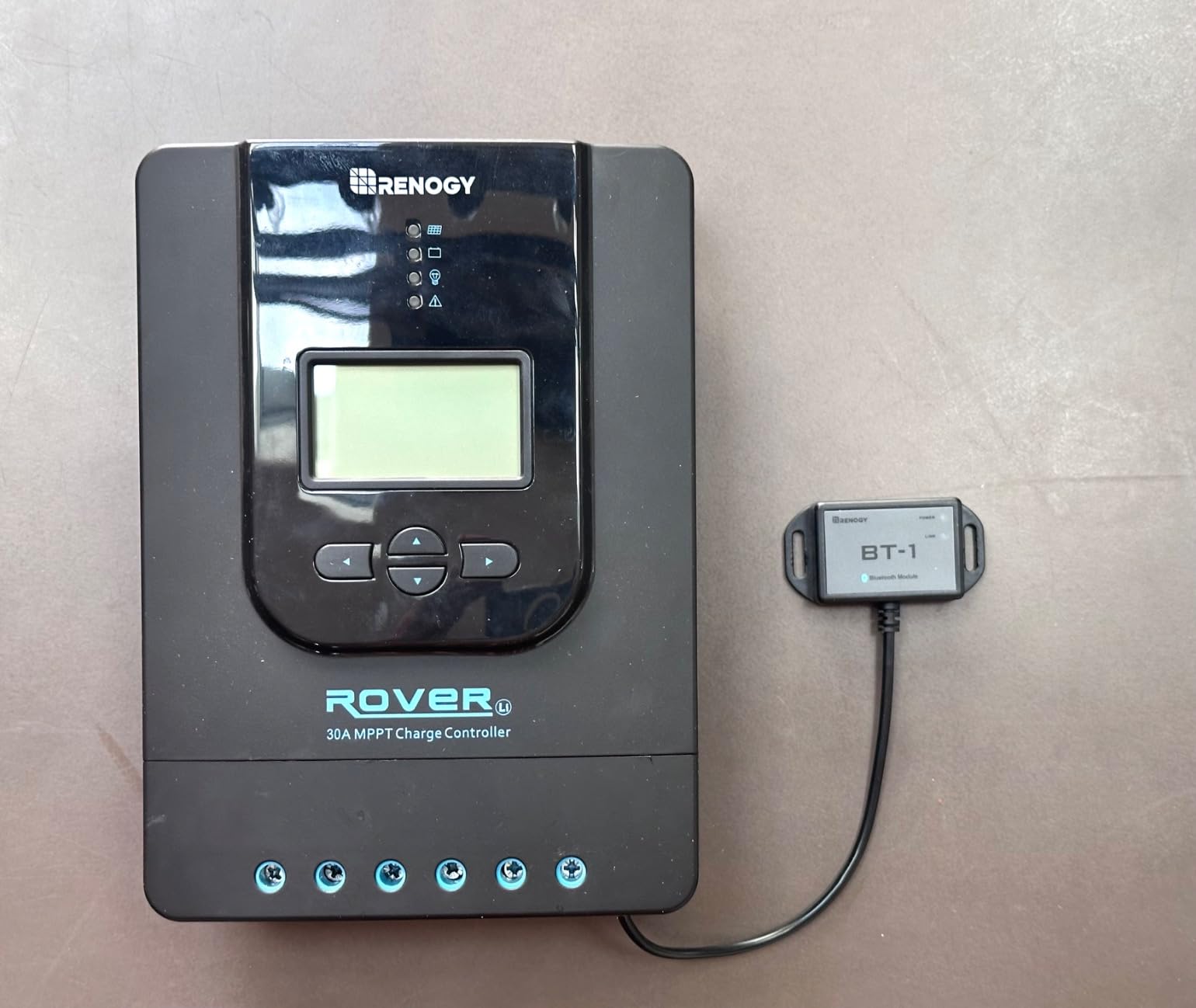 Renogy Rover 30A 12V/24V Auto DC Input MPPT Solar Charge Controller Parameter Adjustable LCD Display Solar Panel Regulator fit for Gel Sealed Flooded and Lithium Battery customer photo 1