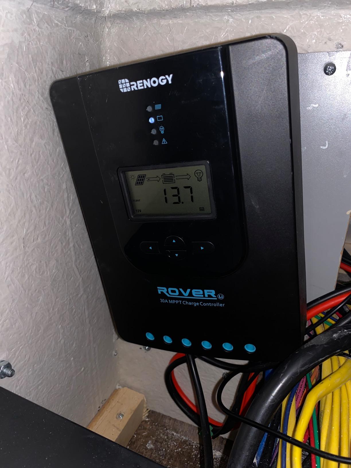 Renogy Rover 30A 12V/24V Auto DC Input MPPT Solar Charge Controller Parameter Adjustable LCD Display Solar Panel Regulator fit for Gel Sealed Flooded and Lithium Battery customer photo 2