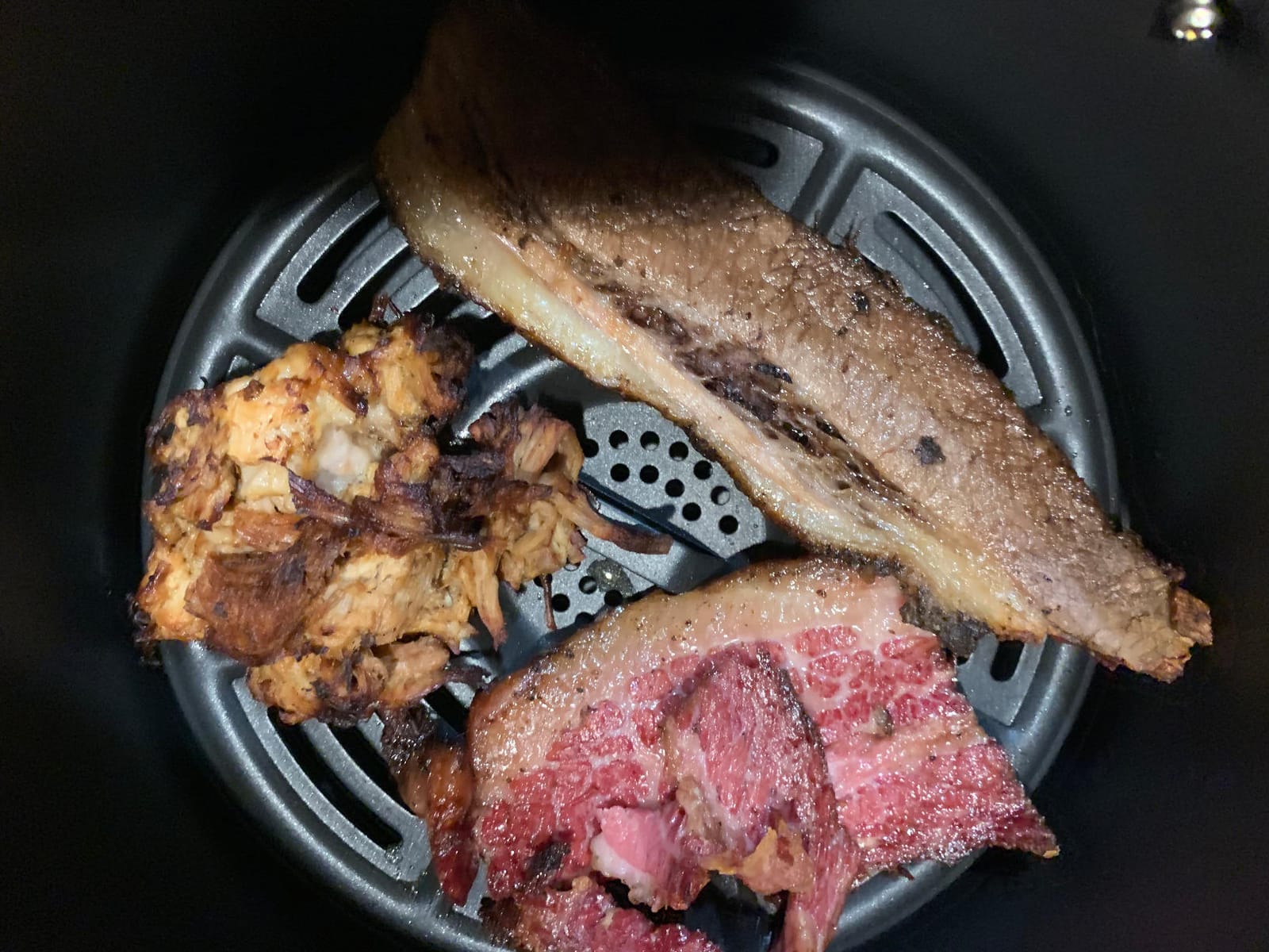 Ninja AF101 Air Fryer, 4 Qt Capacity, 4-in-1 Crisp, Roast, Reheat, Dehydrate, Dishwasher Safe Parts, 105°F-400°F, 1550 Watt, Grey customer photo 1