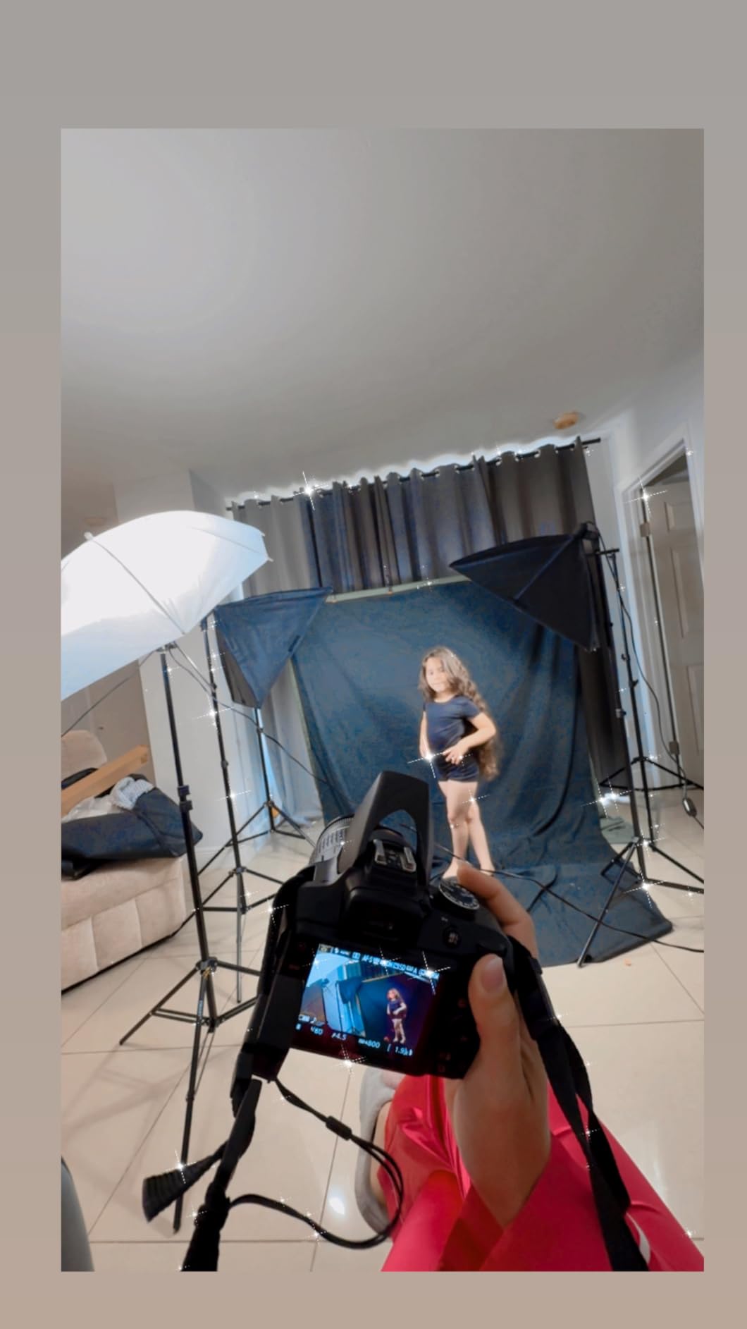 EMART Photography Lighting Kit with 8.5x10Ft Backdrop Stand,6x9FT Backdrops customer photo 2
