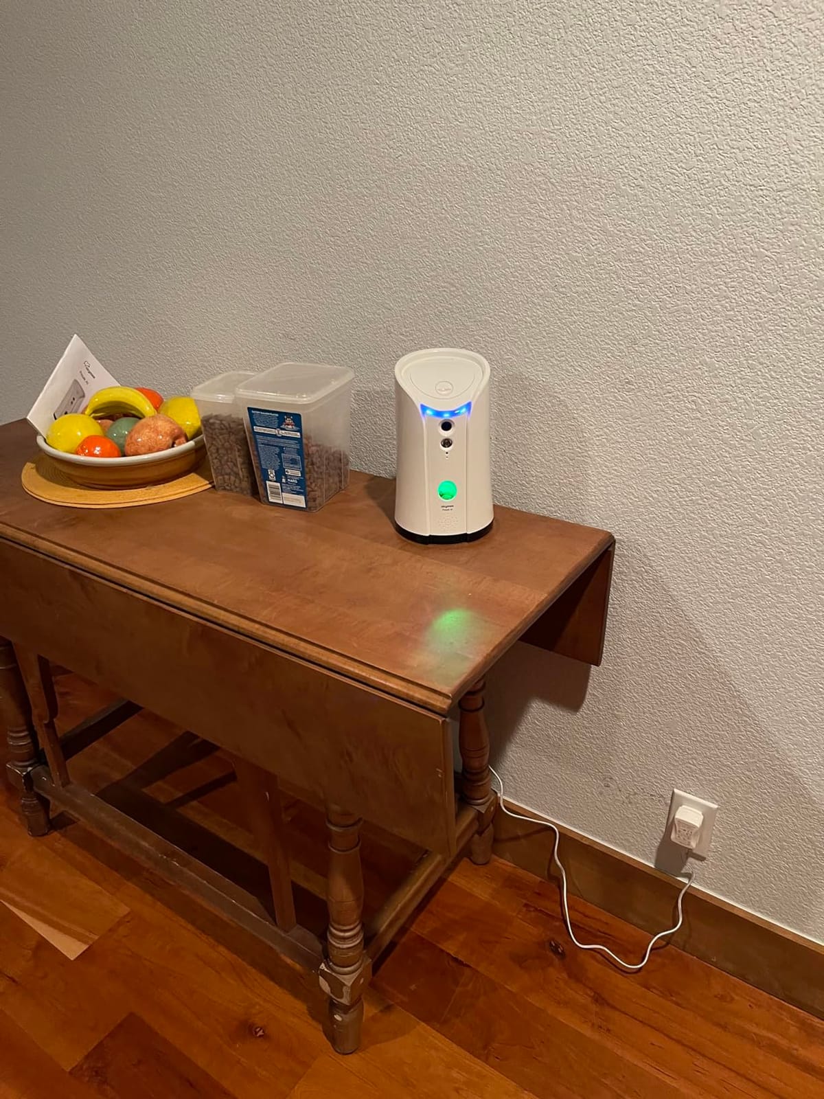 Dog Camera Treat Dispenser, WiFi Remote Pet Camera with Two-Way Audio and Night Vision, Compatible with Alexa customer photo 2