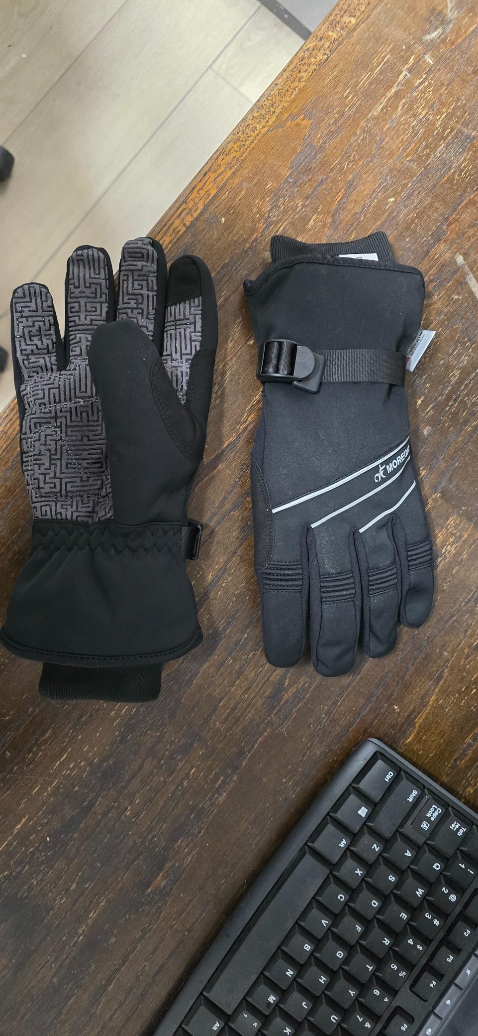 MOREOK Waterproof & Windproof -30°F Winter Gloves for Men/Women, 3M Thinsulate Thermal Gloves Touch Screen Warm Gloves for Skiing,Cycling,Motorcycle,Running customer photo 2