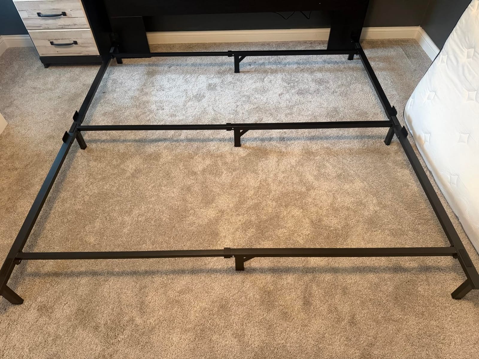 Amazon Basics Metal Bed Frame, 9-Leg Support Base for Box Spring and Mattress, King-Size, Tool-Free Easy Assembly, 79.6