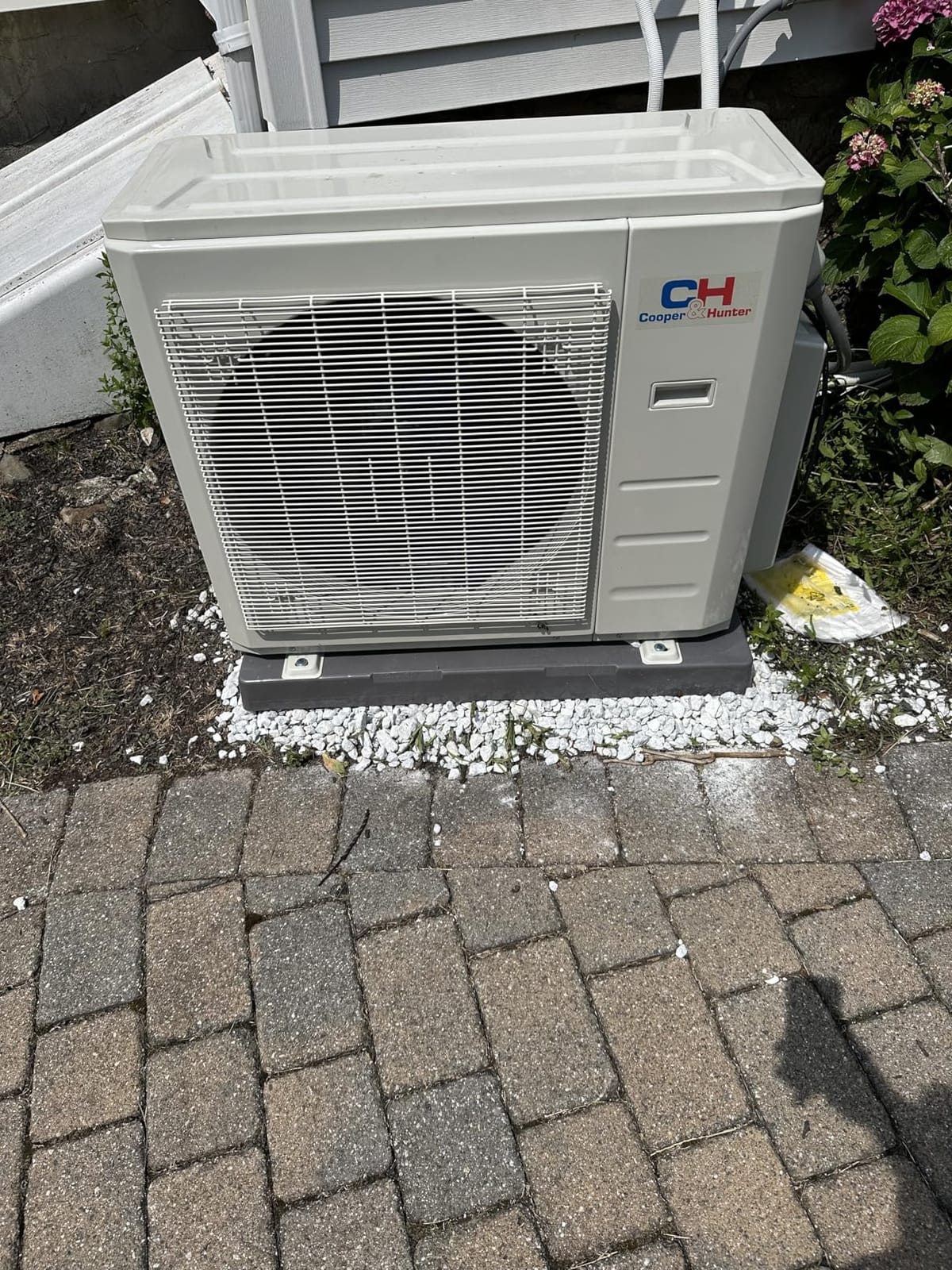 Cooper & Hunter 28,000 BTU 3-Zone Wall Mount Mini Split AC Heat Pump, 230V customer photo 1