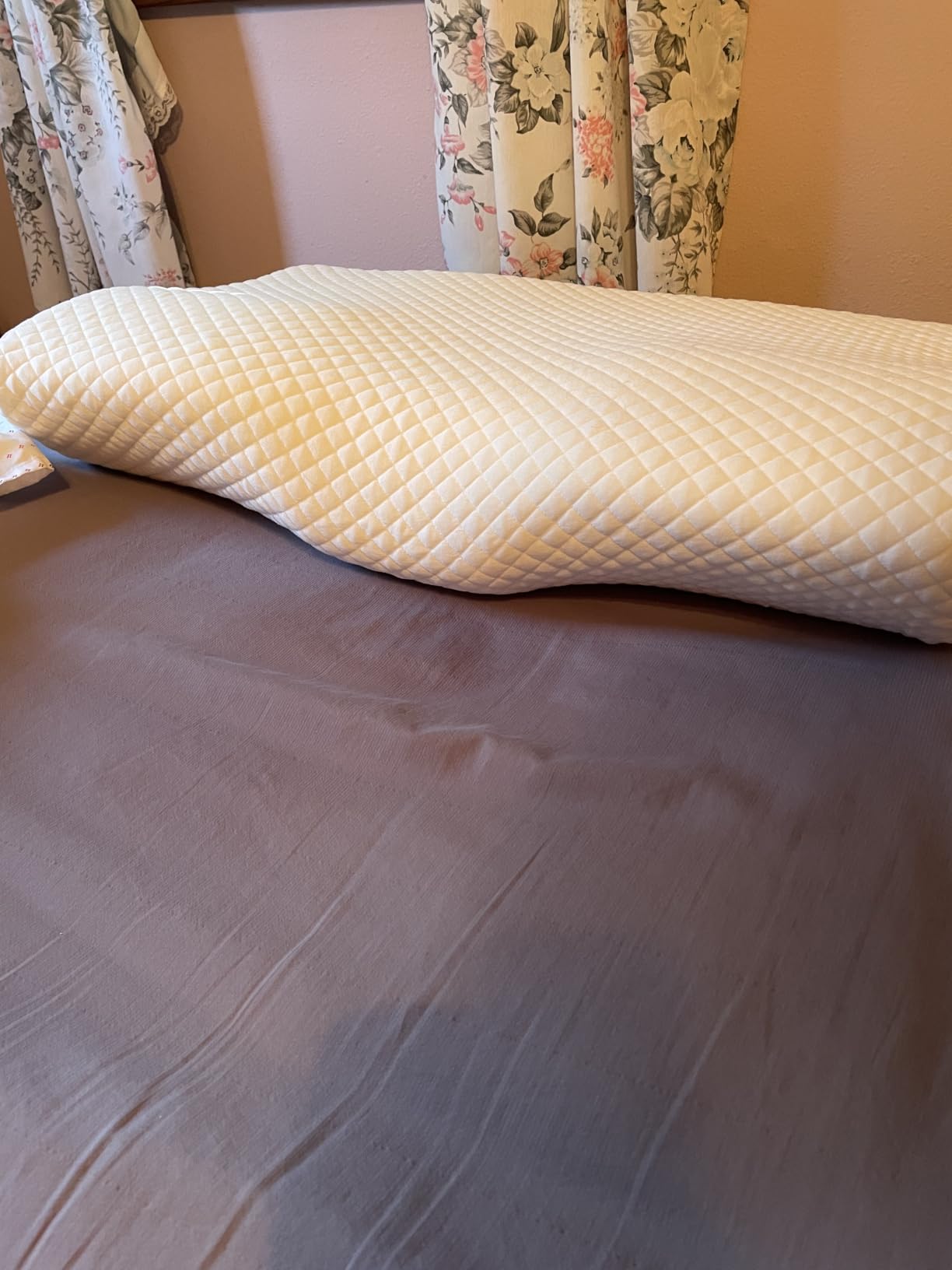 EPABO Contour Memory Foam Pillow Orthopedic Sleeping Pillows, Ergonomic Cervical Pillow for Neck Pain - for Side Sleepers, Back and Stomach Sleepers, Free Pillowcase Included (Firm & Standard Size) customer photo 2